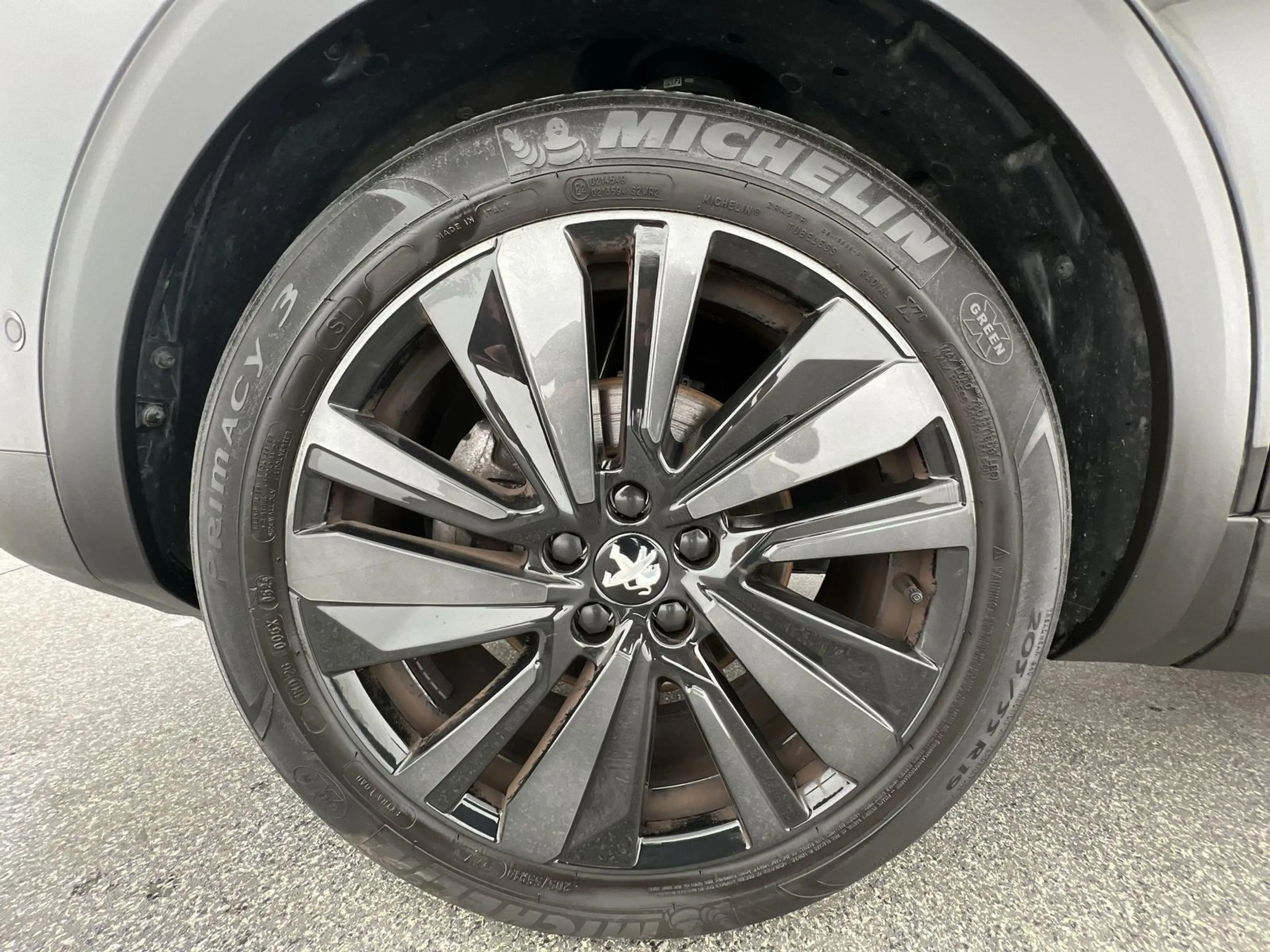 Peugeot 3008 GT 1.2*SHZ*RFK*NAVI*ACC*PANO*uvm — photo 6