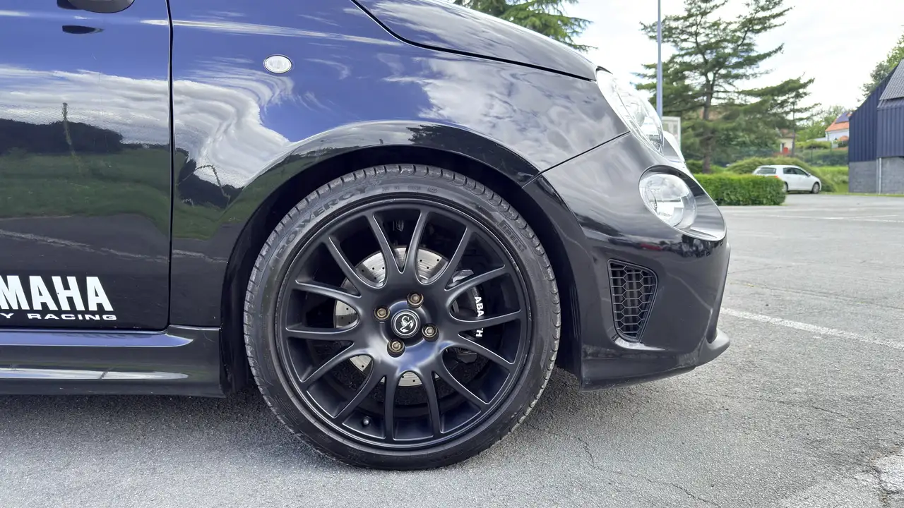 Abarth 595 2021