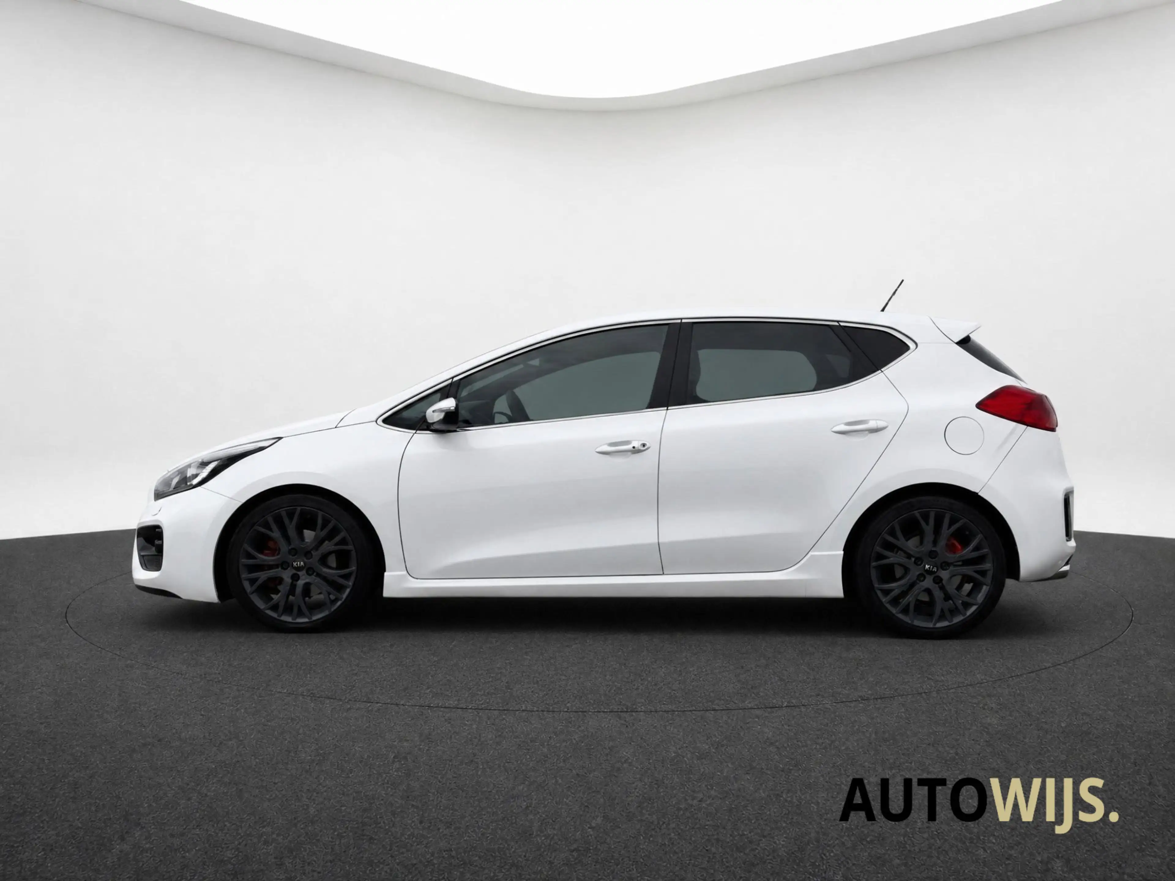 Kia Ceed / cee'd 1.6 GT|204PK|Xenon|Pano|Camera|Stuurverw — photo 5