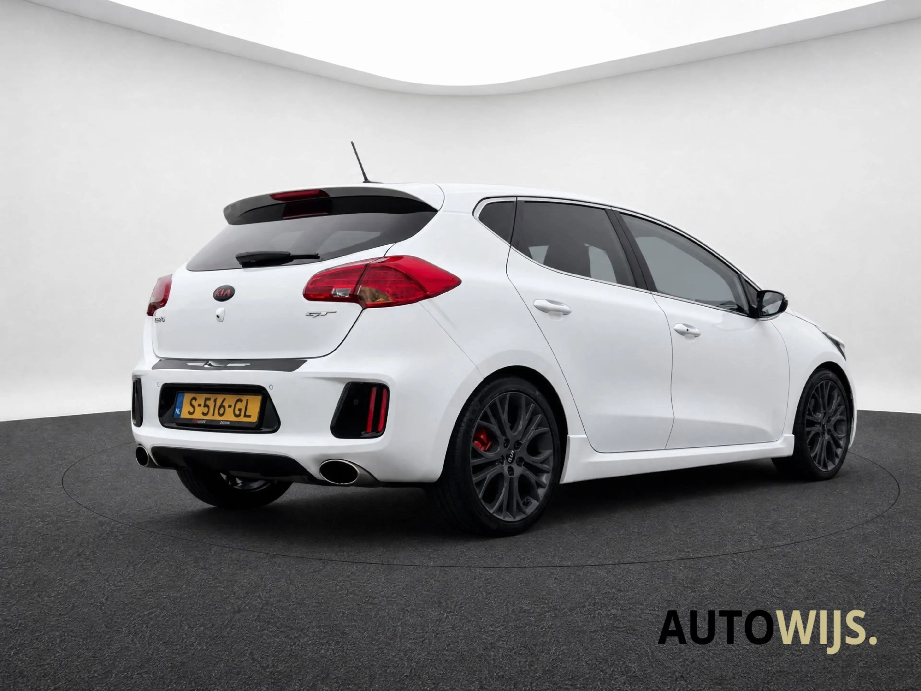 Kia Ceed / cee'd 1.6 GT|204PK|Xenon|Pano|Camera|Stuurverw — photo 6