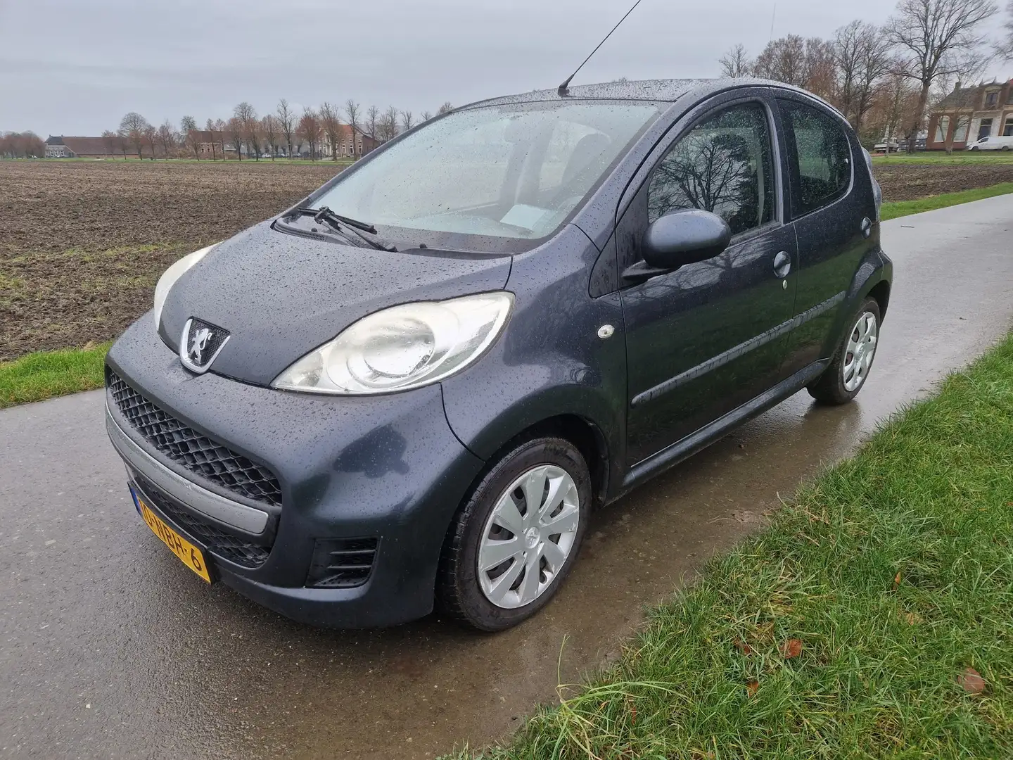 Peugeot 107 1.0-12V XS Automaat Gri - 1