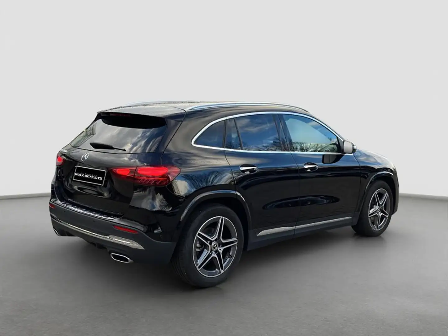 Mercedes-Benz GLA 200 d AMG Line*MULTIBEAM LED*el. Heckklappe Schwarz - 2