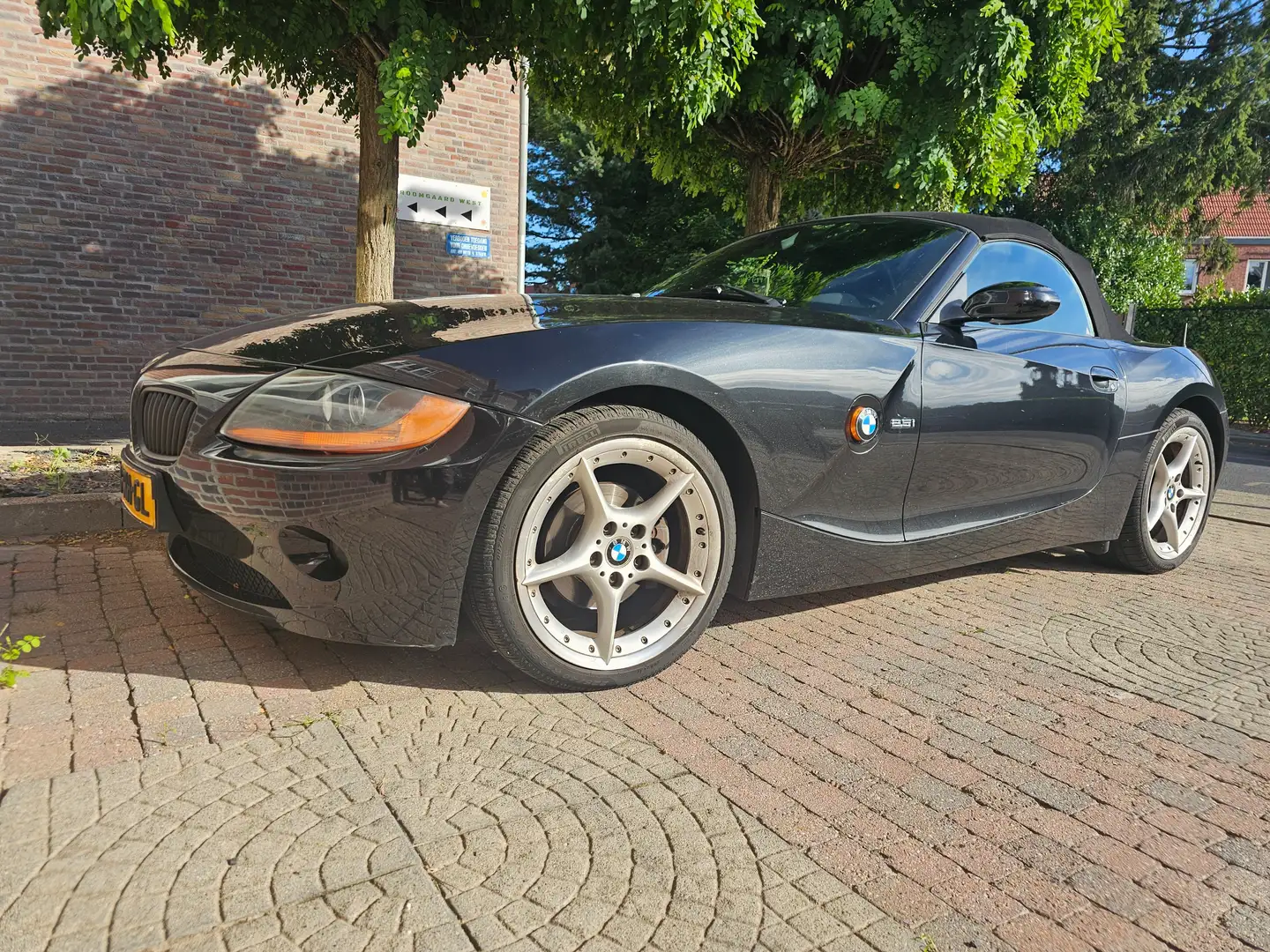 BMW Z4 undefined 2.5i Zwart - 1