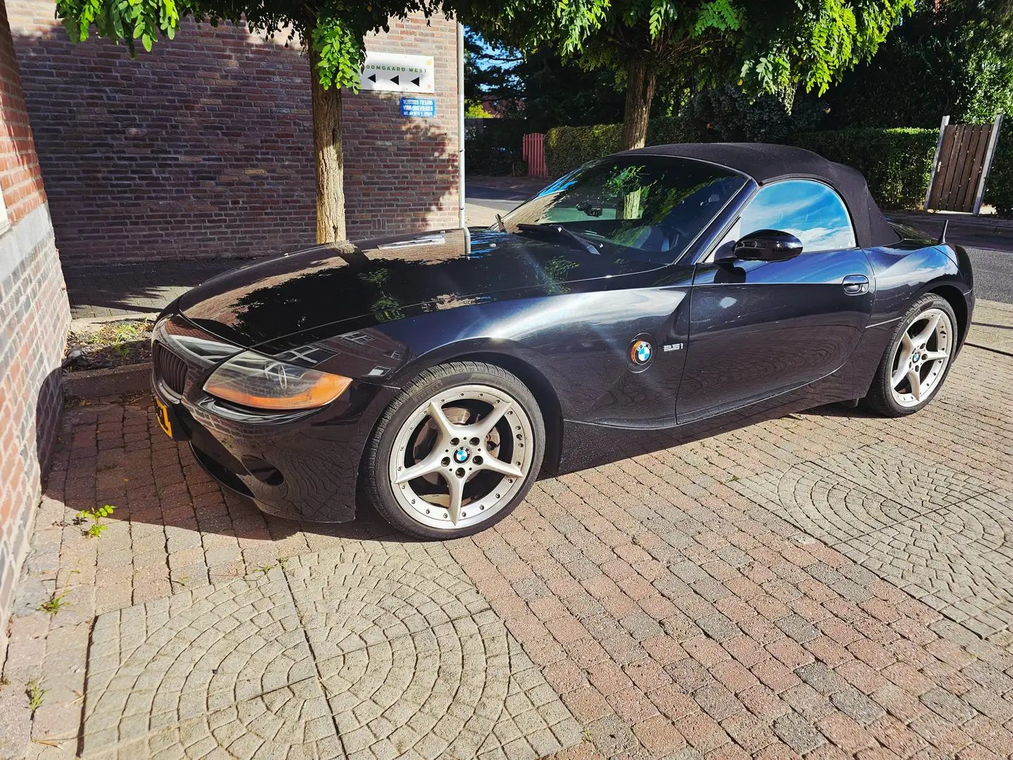 BMW Z4 undefined 2.5i Zwart - 2
