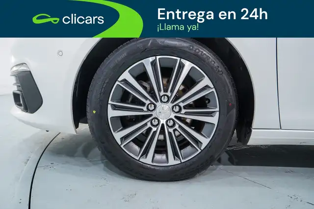 Peugeot 308 view 11