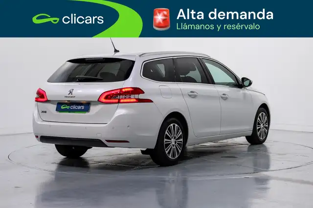 Peugeot 308 view 5