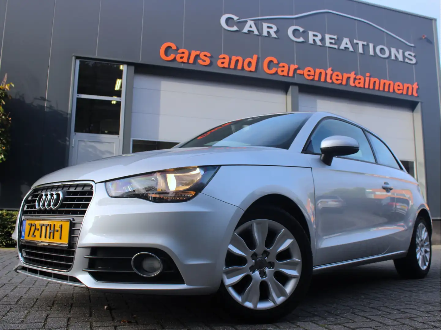 Audi A1 1.2 TFSI Ambition Pro Line Business Sportstoelen Gris - 1
