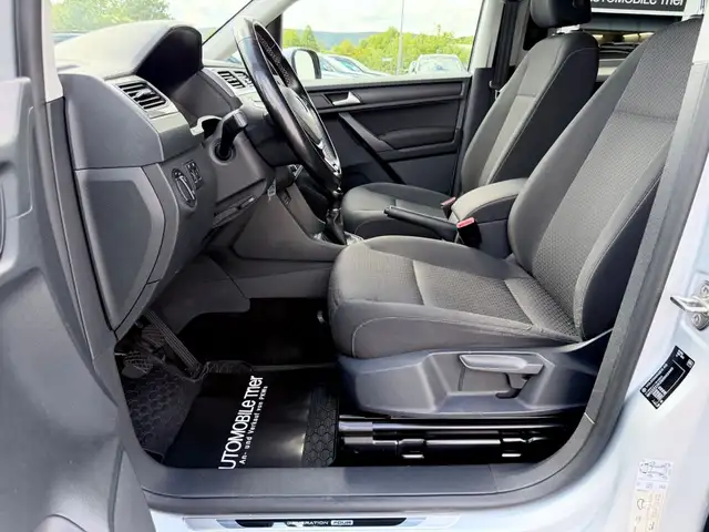 Volkswagen Caddy view 9