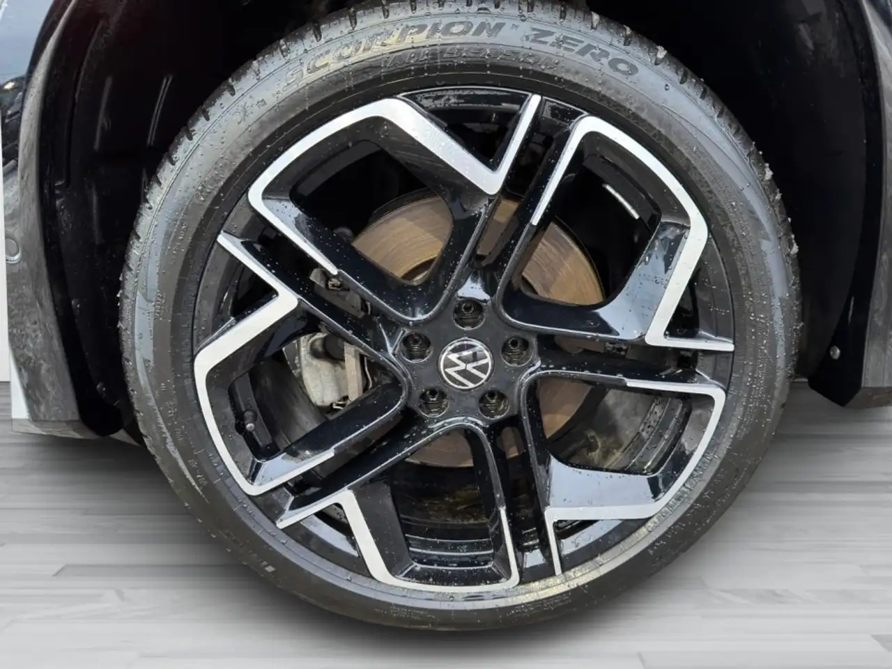 Volkswagen Tiguan снимка Volkswagen Tiguan