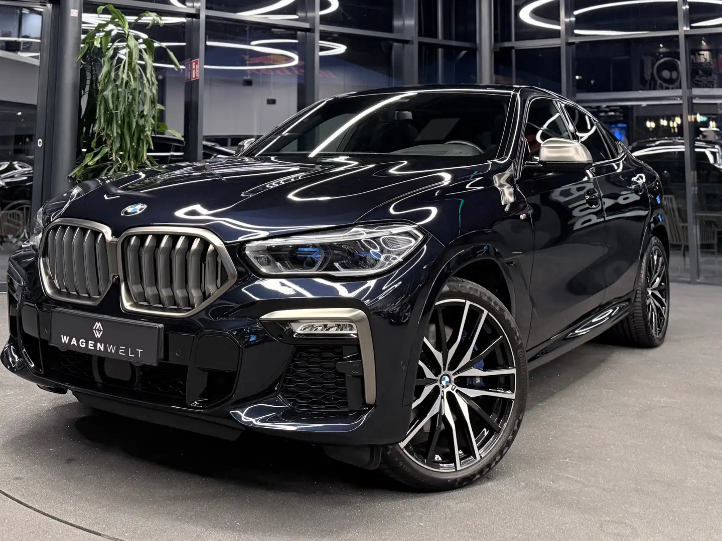 BMW X6 M50 i, Sky Lounge, Massage, Iconic Glow, Night Vis Schwarz - 1