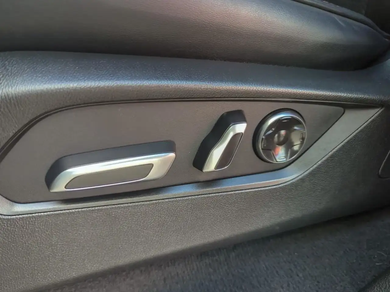 Acura MDX снимка Acura MDX