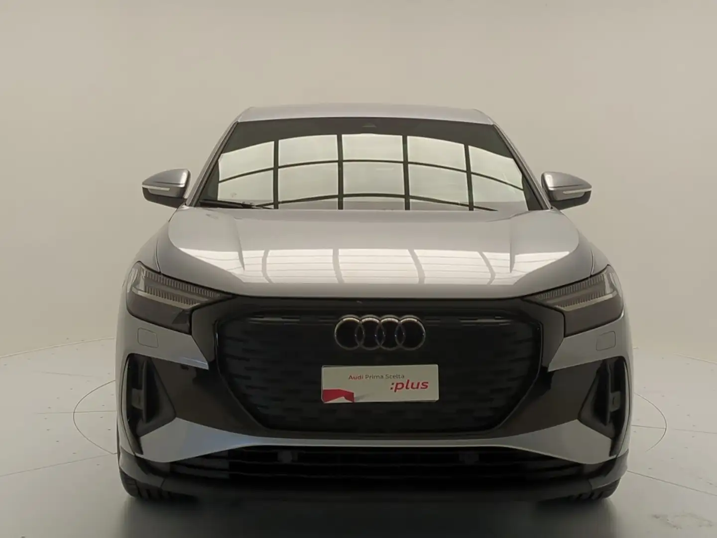 Audi Q4 e-tron SPB 45 e-tron quattro S line edition Argento - 2