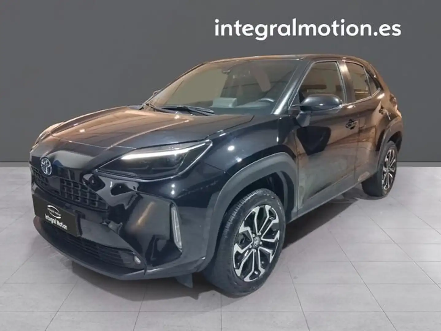 Toyota Yaris Cross 120H Active Tech Negro - 1