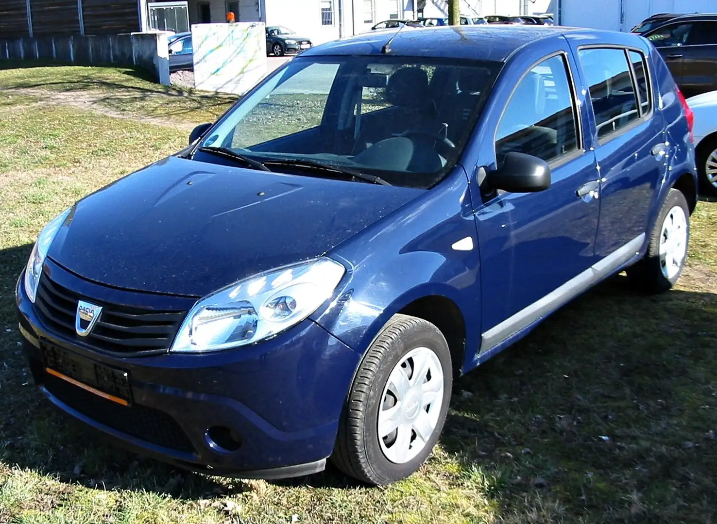 Dacia Sandero LIVE, gepflegtes Fahrzeug!! - 2