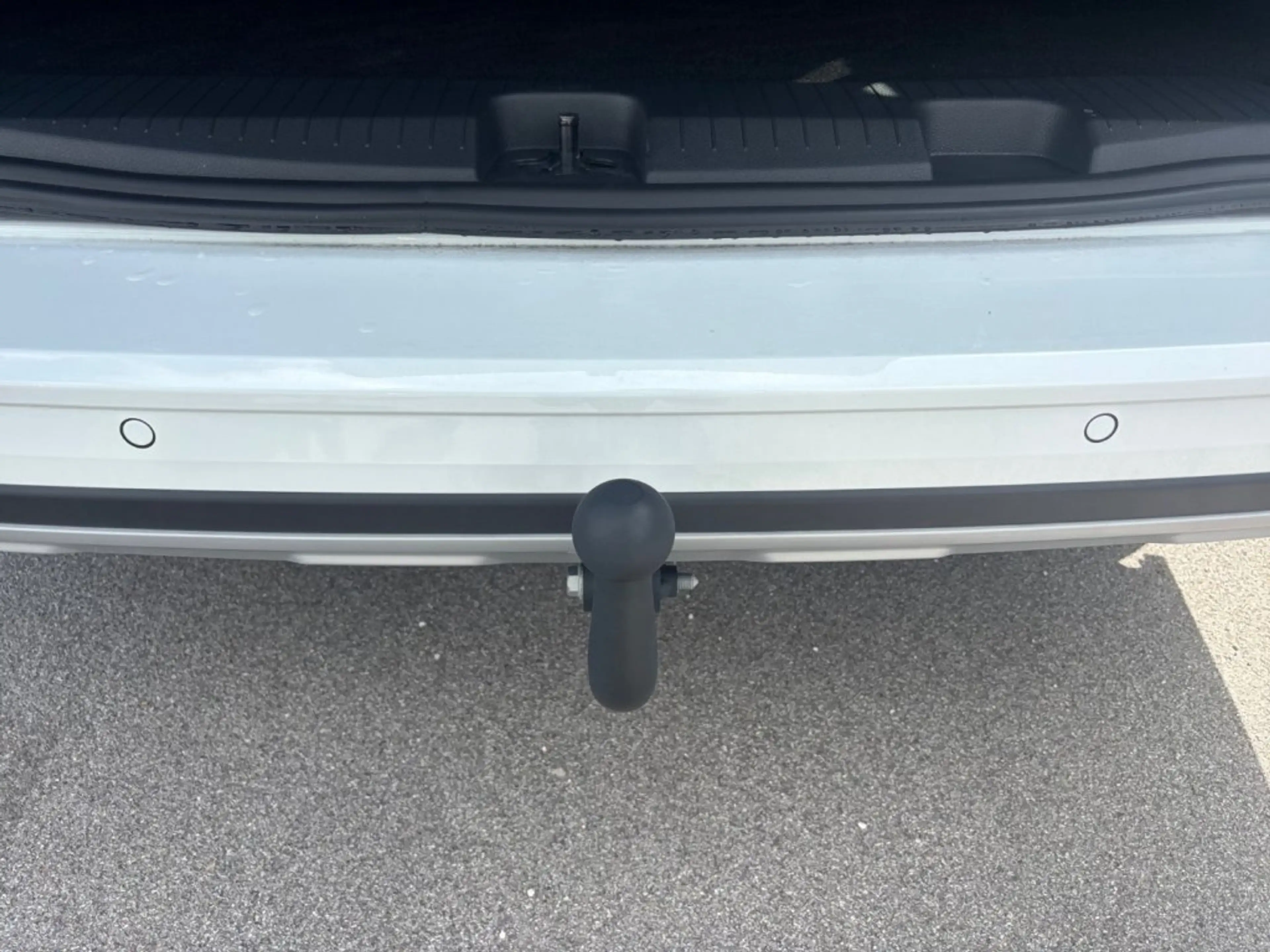 Ford Grand Tourneo Connect Active 2,0L Eblue 122PS M AWD — photo 15