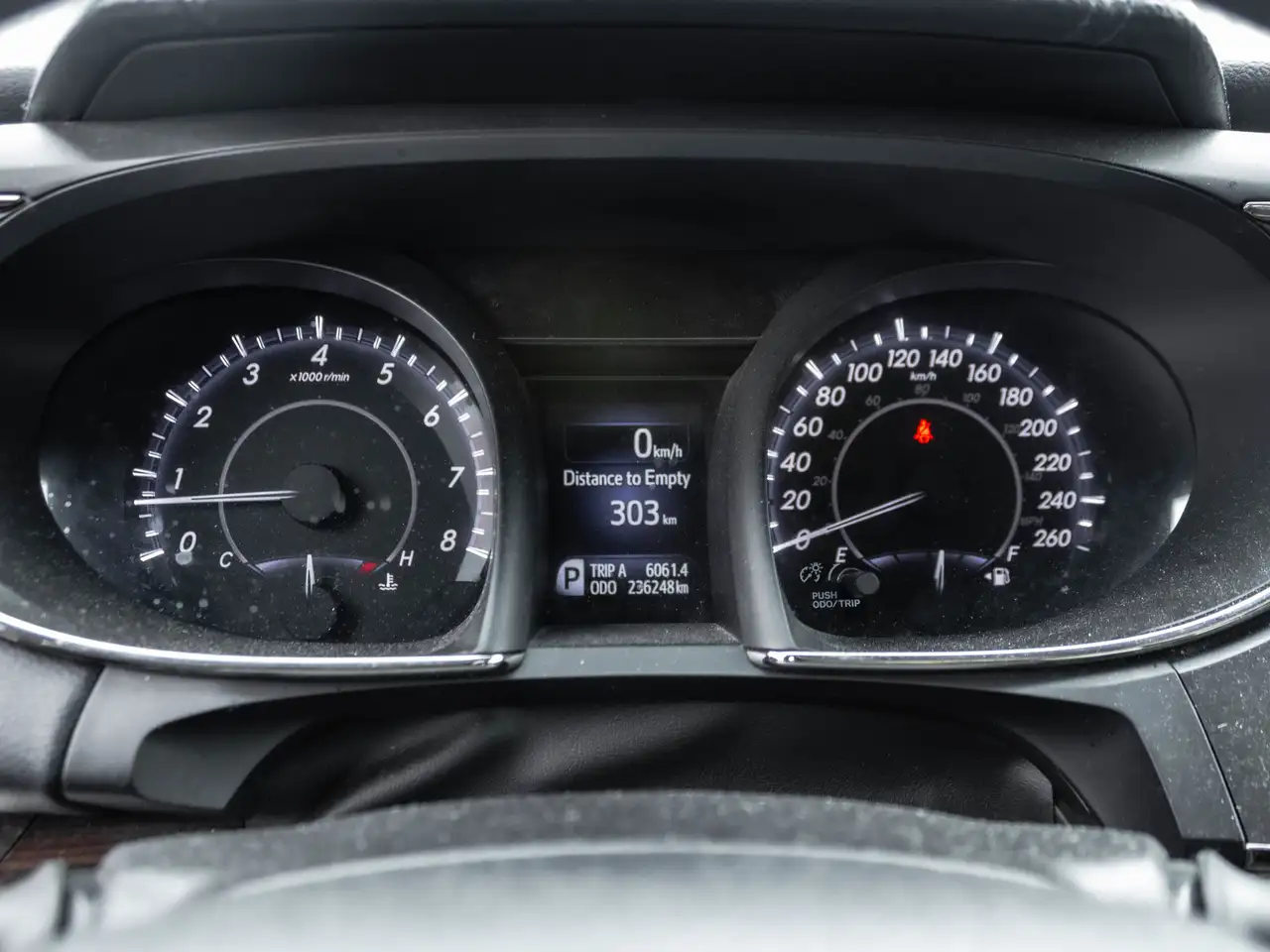 Toyota Avalon снимка Toyota Avalon