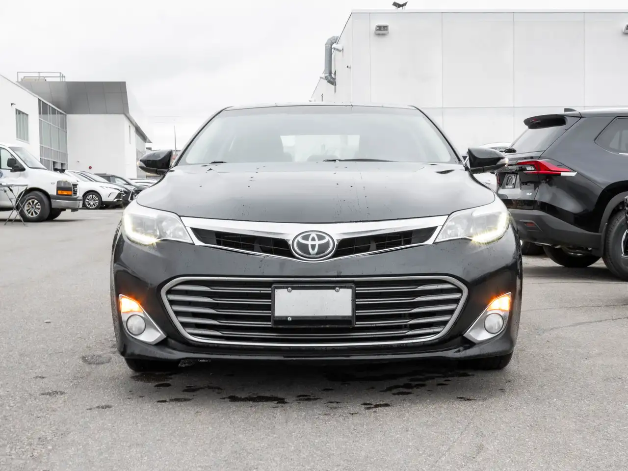 Toyota Avalon снимка Toyota Avalon