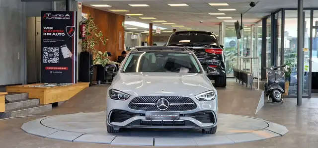 Mercedes-Benz C-Class view 2