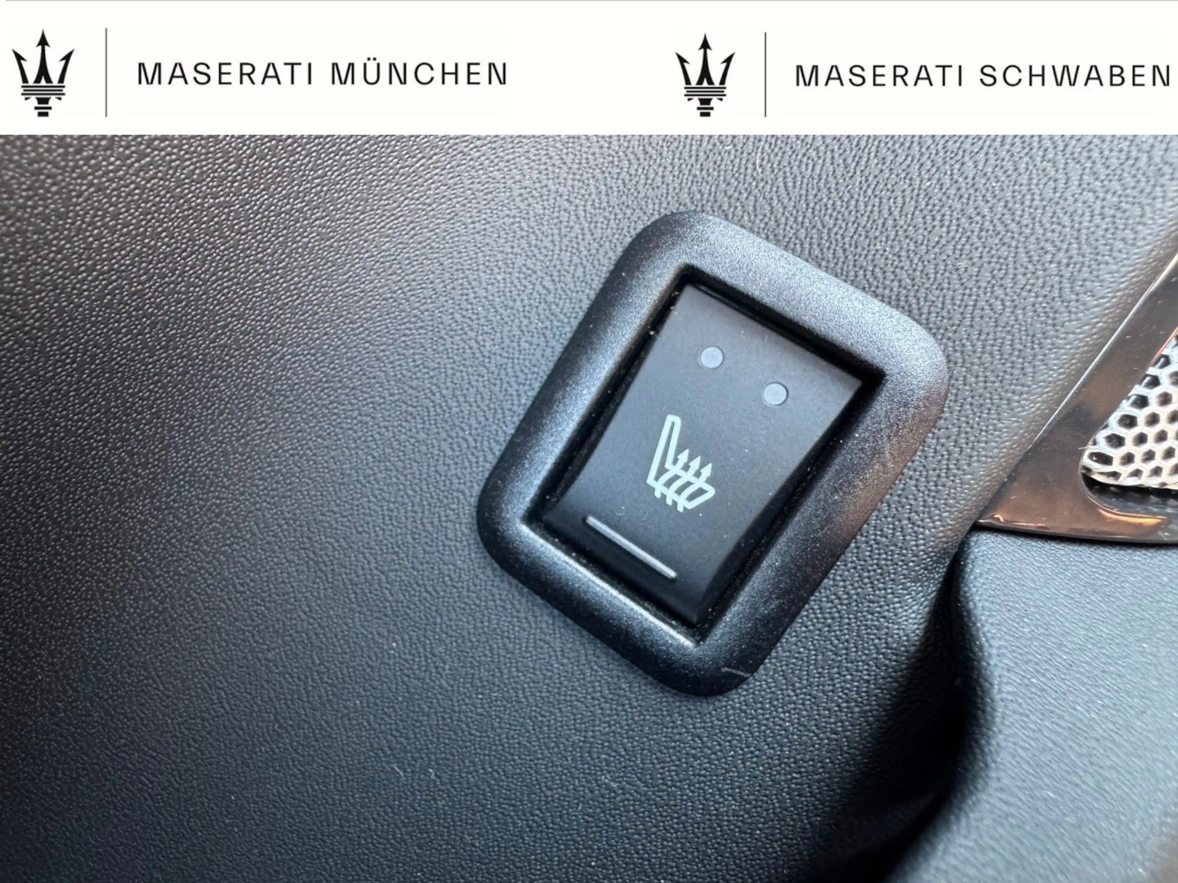 Maserati Levante TROFEO/Blu Graphite/Garantie/V8! — photo 8