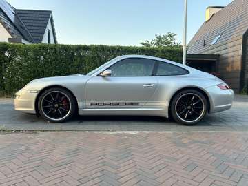 3.8 Carrera 4S