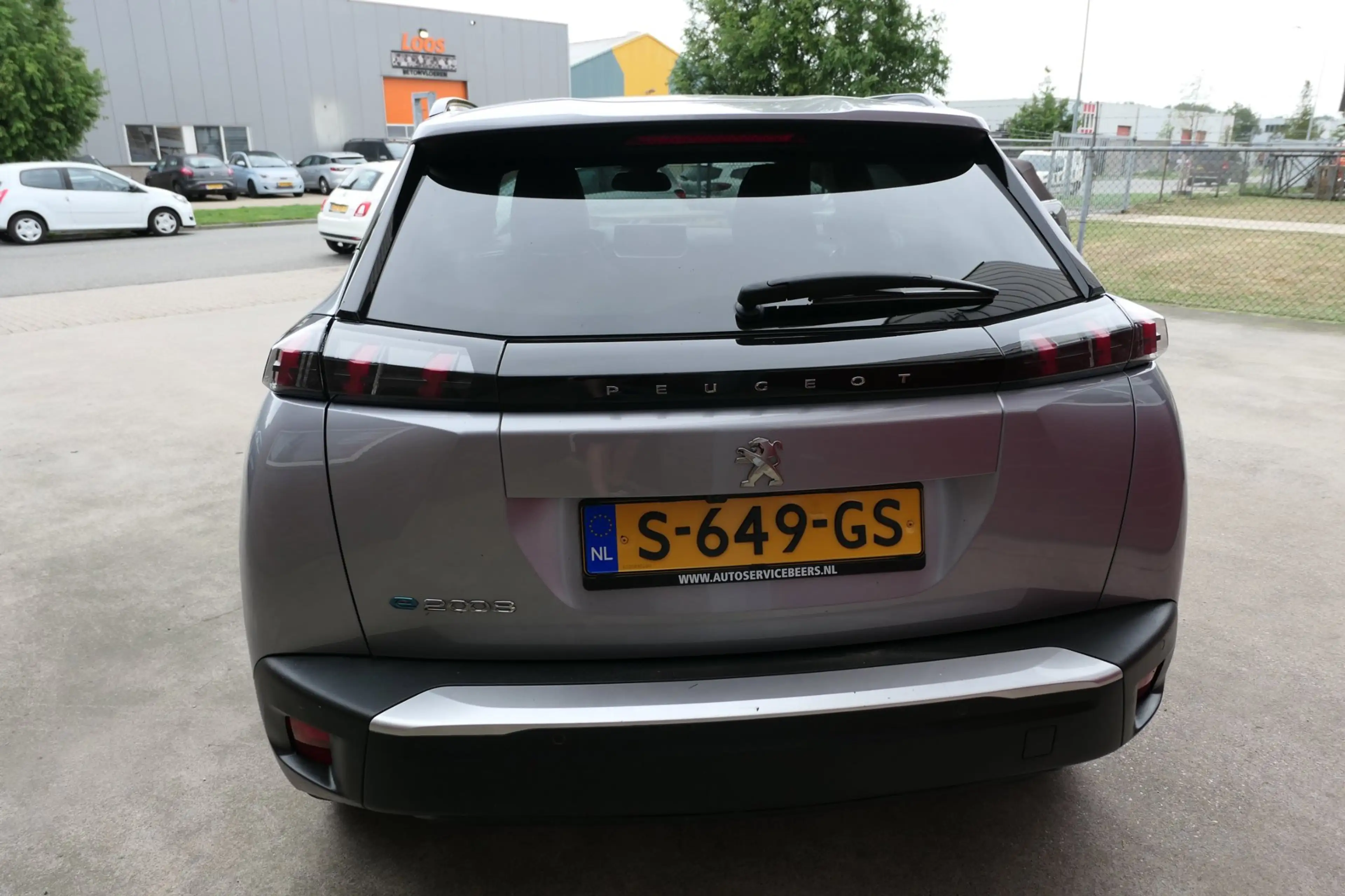 Peugeot e-2008 EV Allure Pack 50 kWh, 360 camera, Carplay, 3 Fase — photo 4