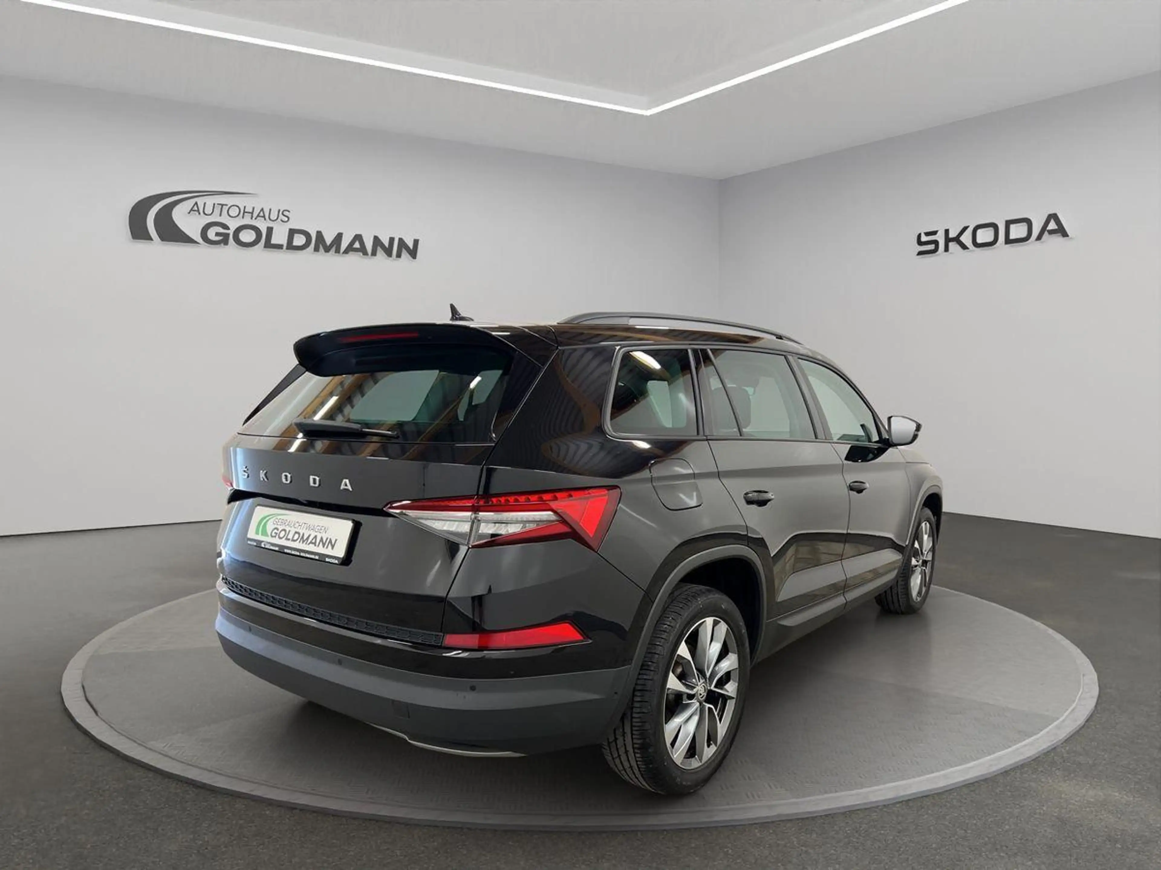 Skoda Kodiaq TOUR 2.0TDI 147KW 4x4 DSG — photo 5