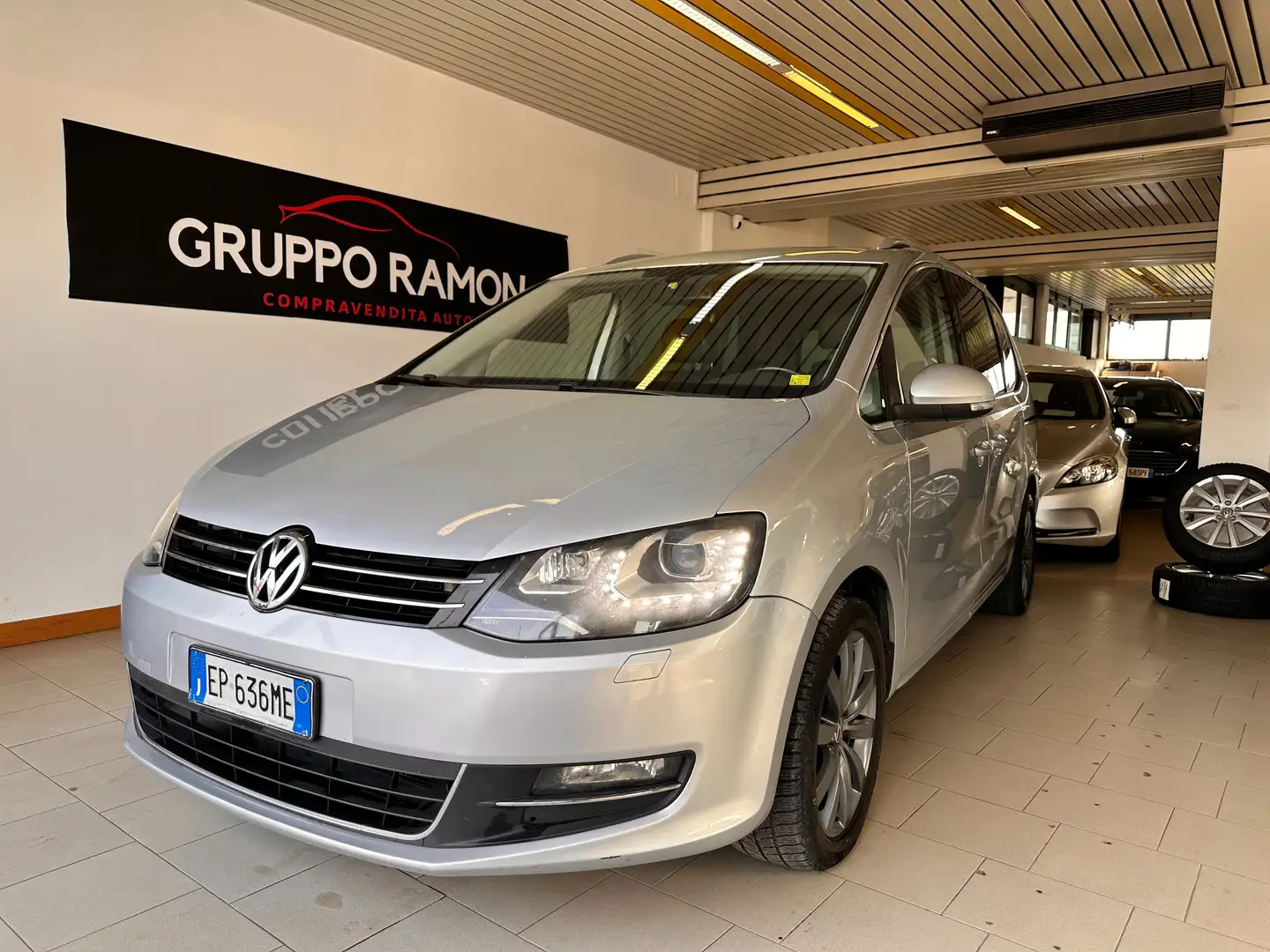 Volkswagen Sharan Sharan 2.0 tdi Highline Business 170cv dsg Gri - 1