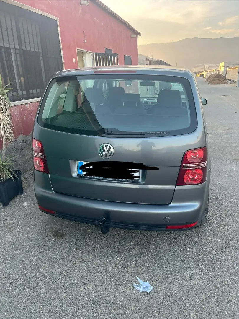 Volkswagen Touran 1.9TDI Edition 105 - 2