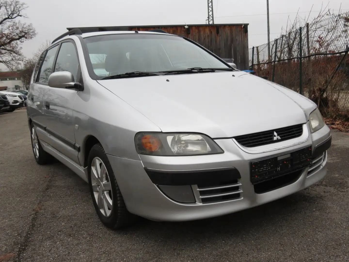Mitsubishi Space Star 1800 Motion *103`km, TÜV neu, KD neu* Zilver - 1