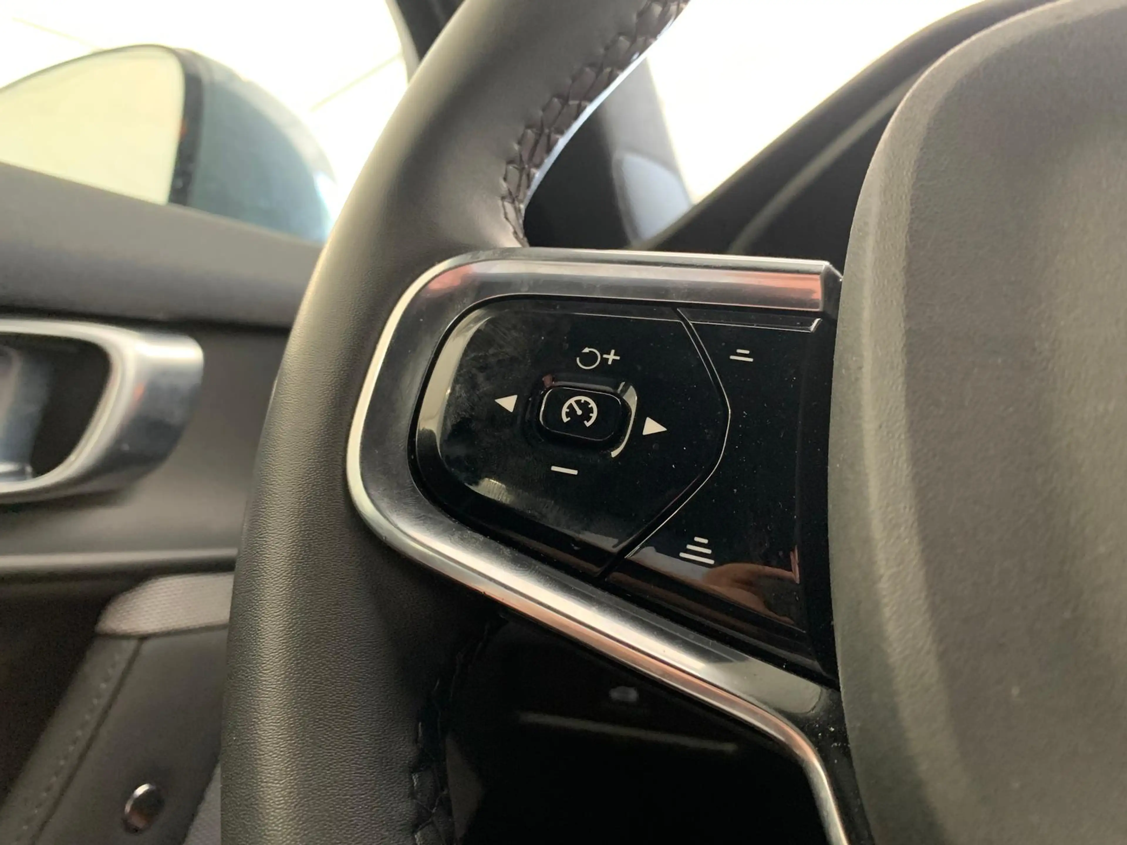 Polestar 2 SM Long Range 78kWh|ACC|360°|Memo|Keyless|19" — photo 13