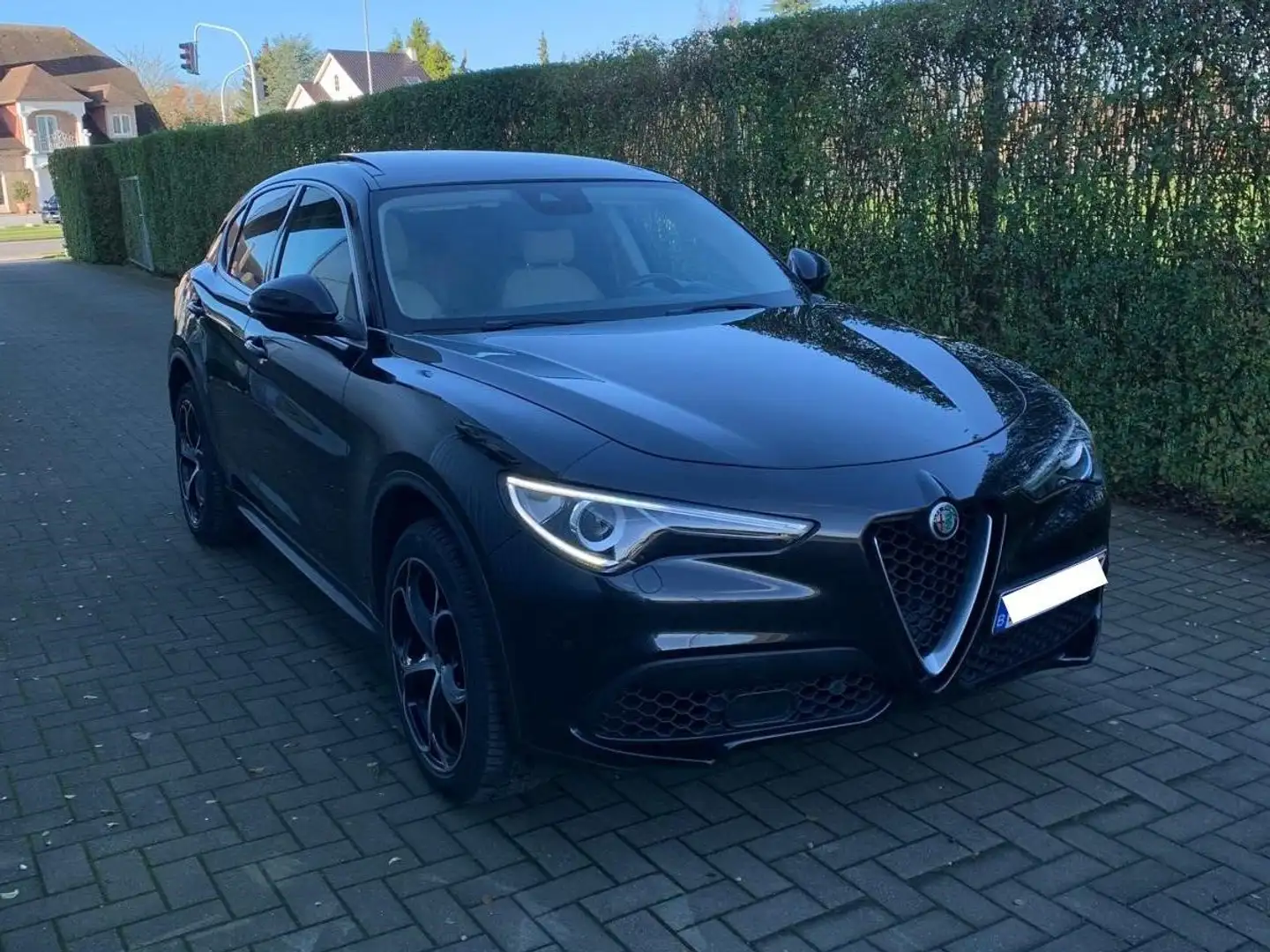 Alfa Romeo Stelvio LUSSO FULL OPTION 4X4 Nero - 2