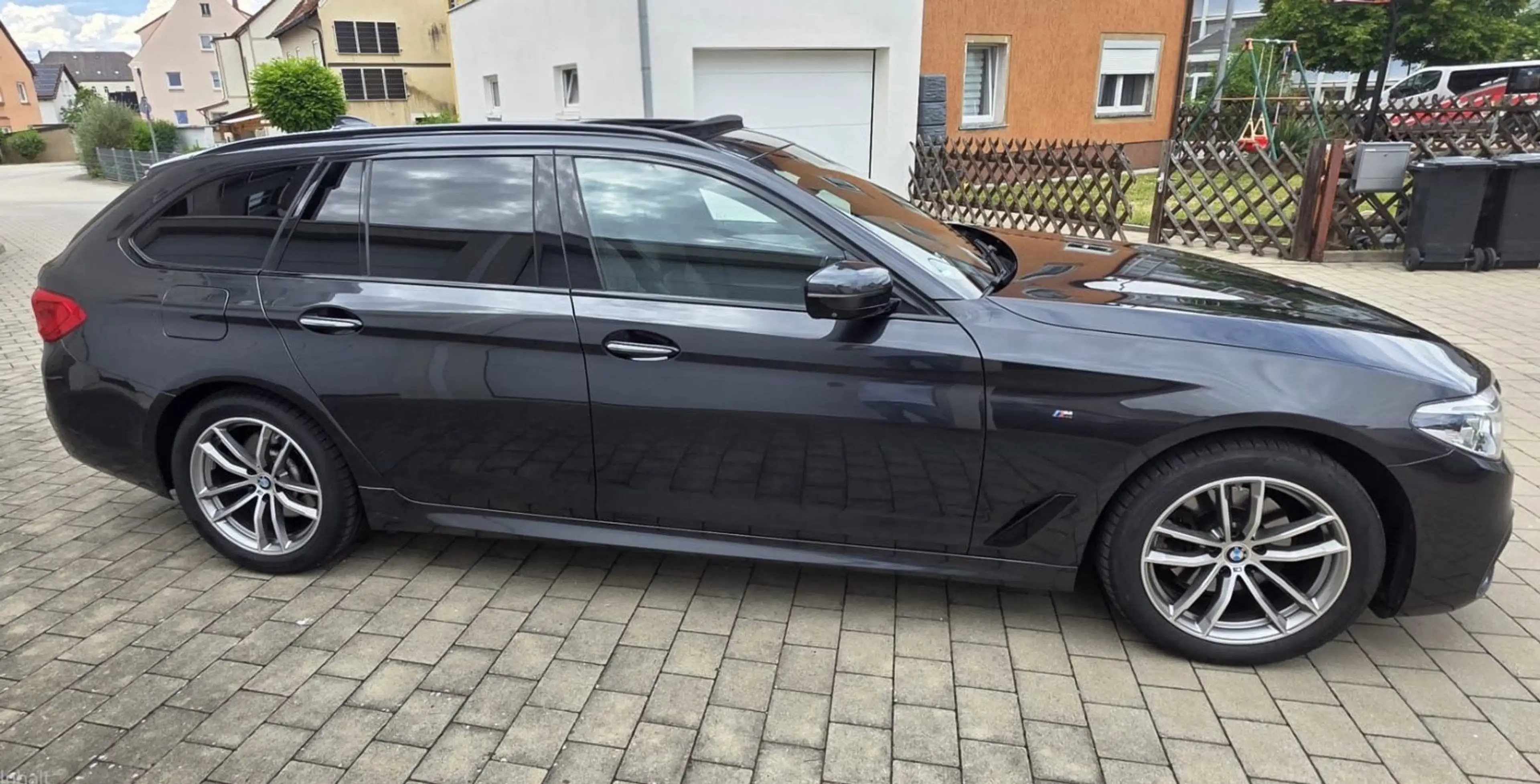 BMW 520 d xDrive M Sport*LED*PANO*LEDER*KAMERA — photo 7
