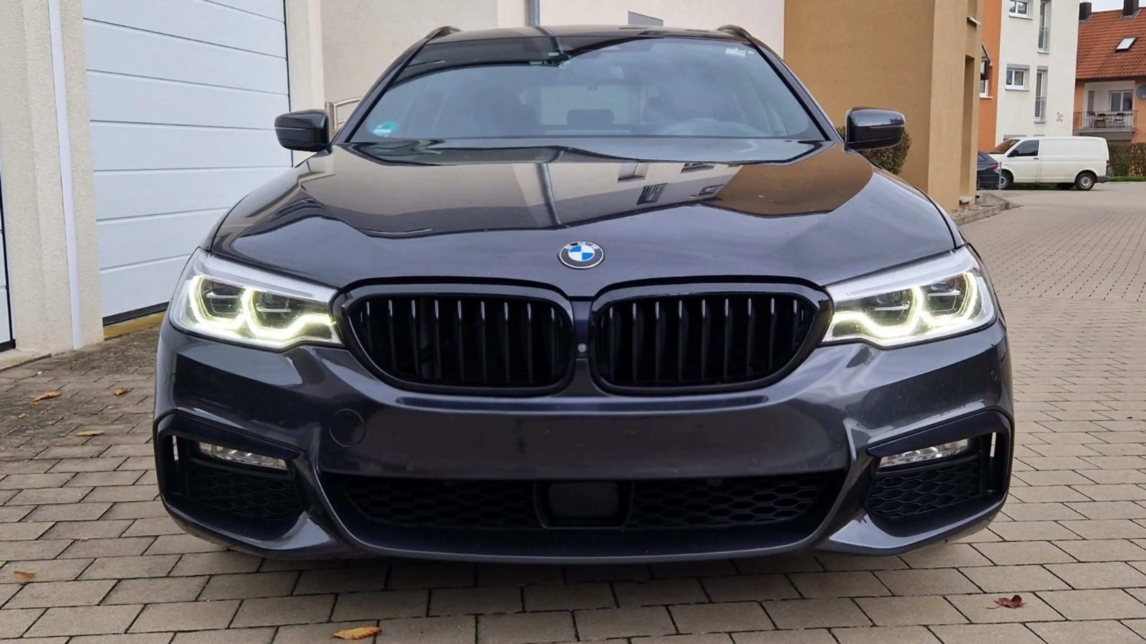 BMW 520 d xDrive M Sport*LED*PANO*LEDER*KAMERA — photo 9