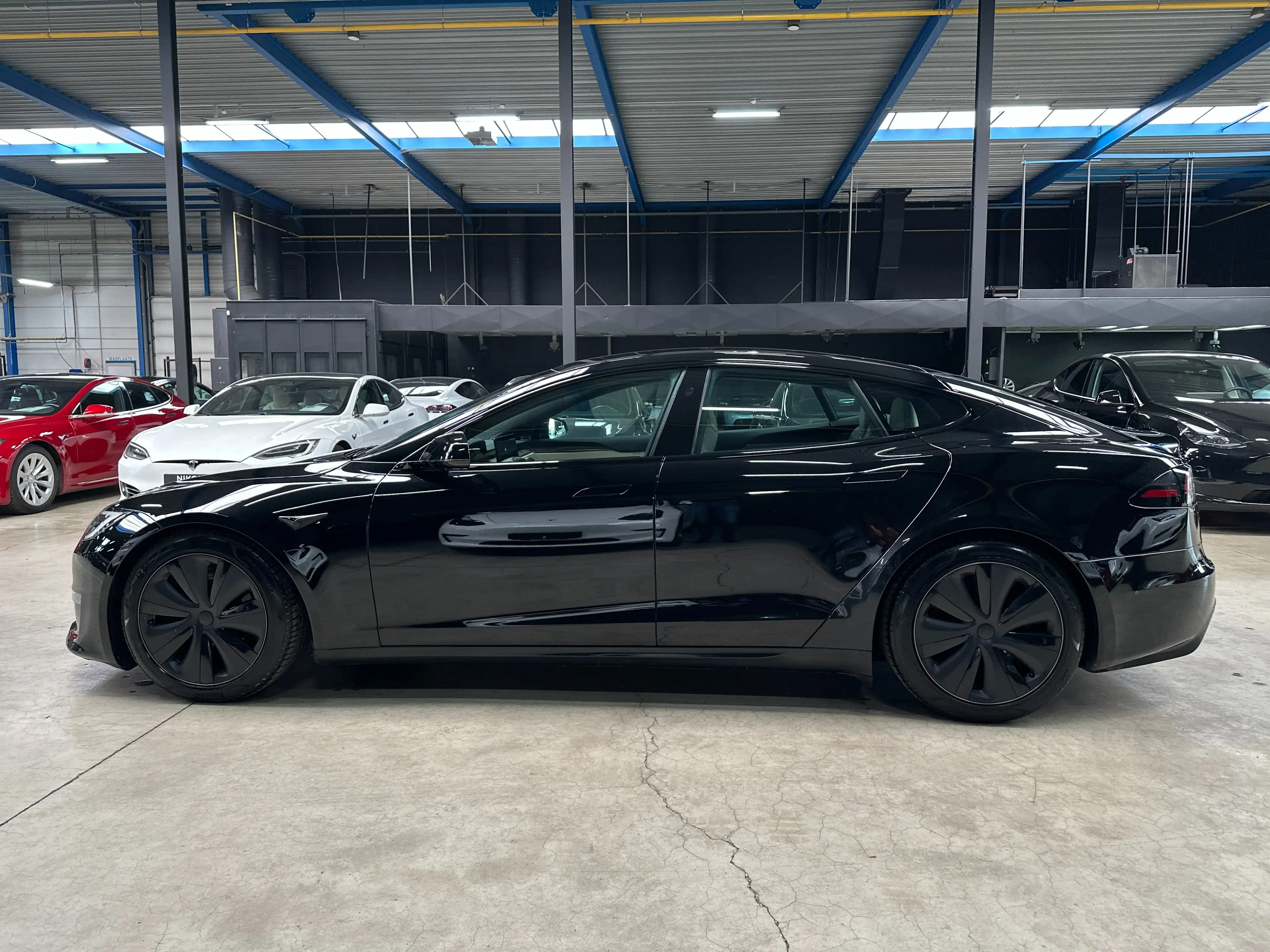 Tesla Model S DUAL MOTOR - TAN INTERIOR - ENHANCED AP — photo 4