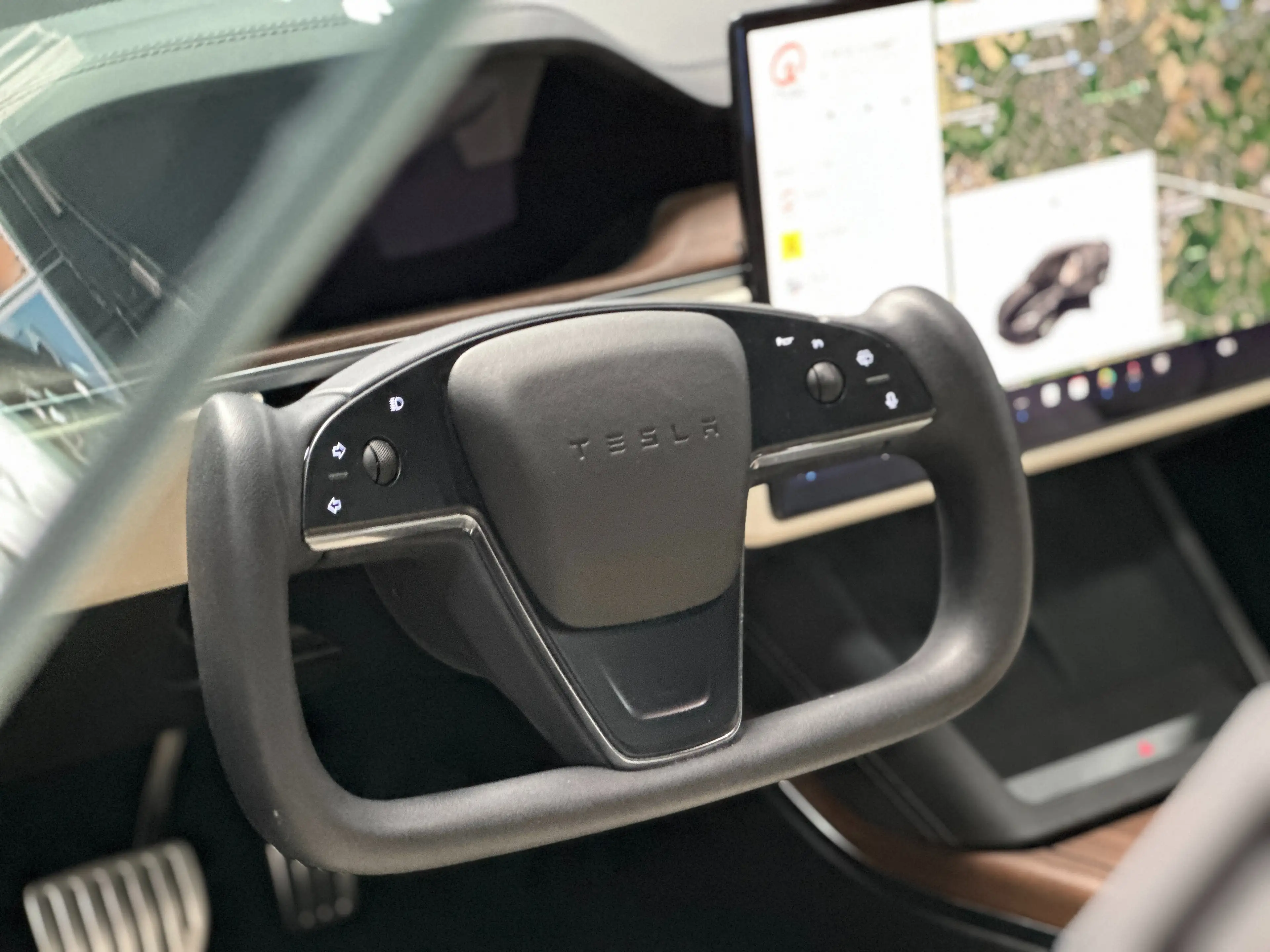 Tesla Model S DUAL MOTOR - TAN INTERIOR - ENHANCED AP — photo 10