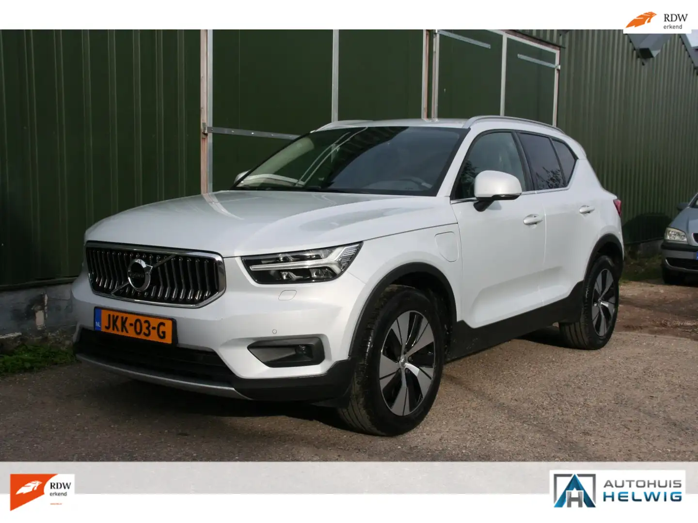 Volvo XC40 1.5 T4 Recharge Inscription, LEER, NAVIGATIE, CAME Gris - 1