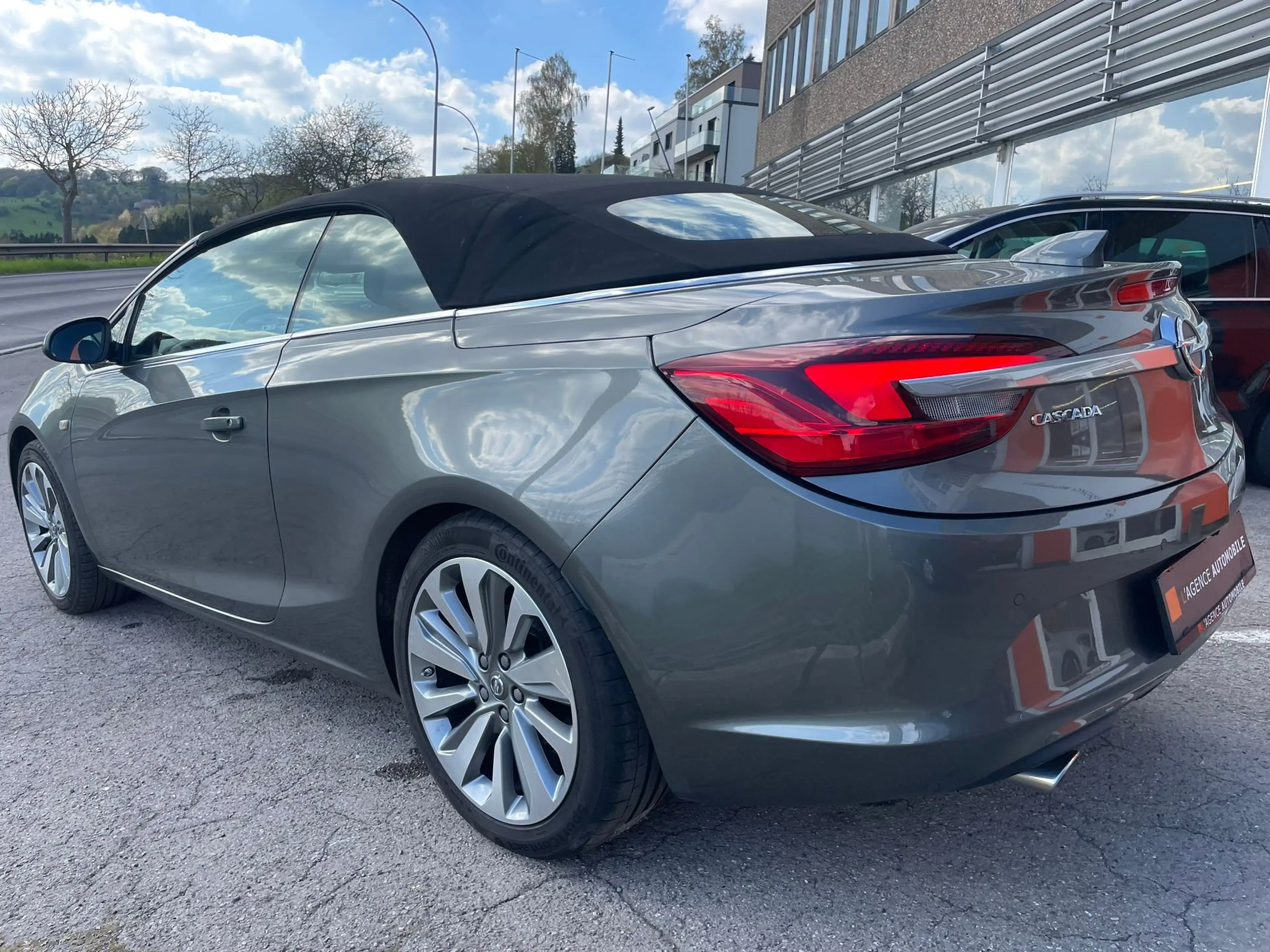Opel Cascada Cabriolet 2.0 D Start/Stop Ultimate EcoFlex — photo 12