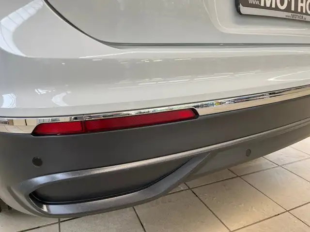 Volkswagen Tiguan view 19