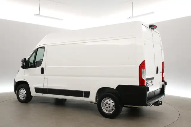 Peugeot Boxer view 4