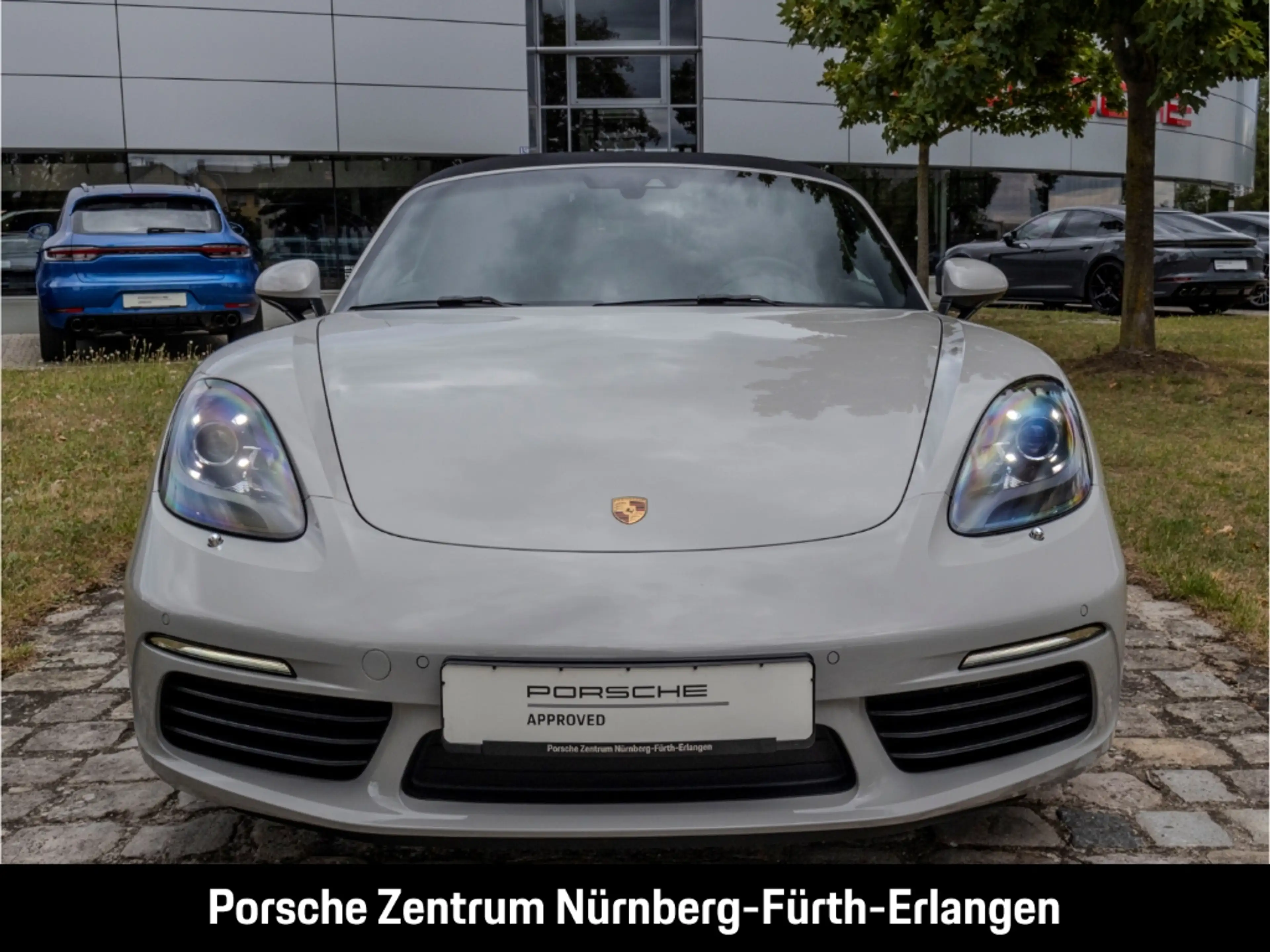 Porsche Boxster 718 S — photo 8