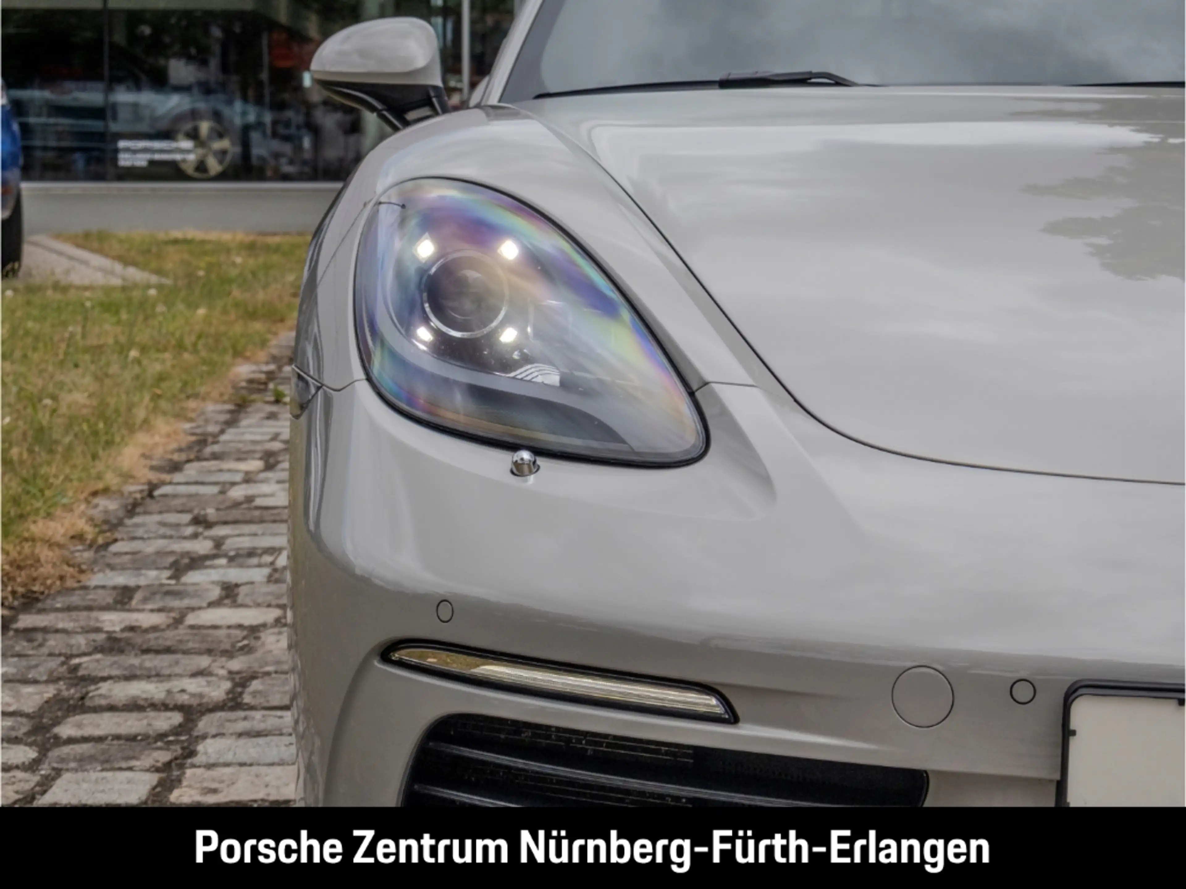 Porsche Boxster 718 S — photo 9