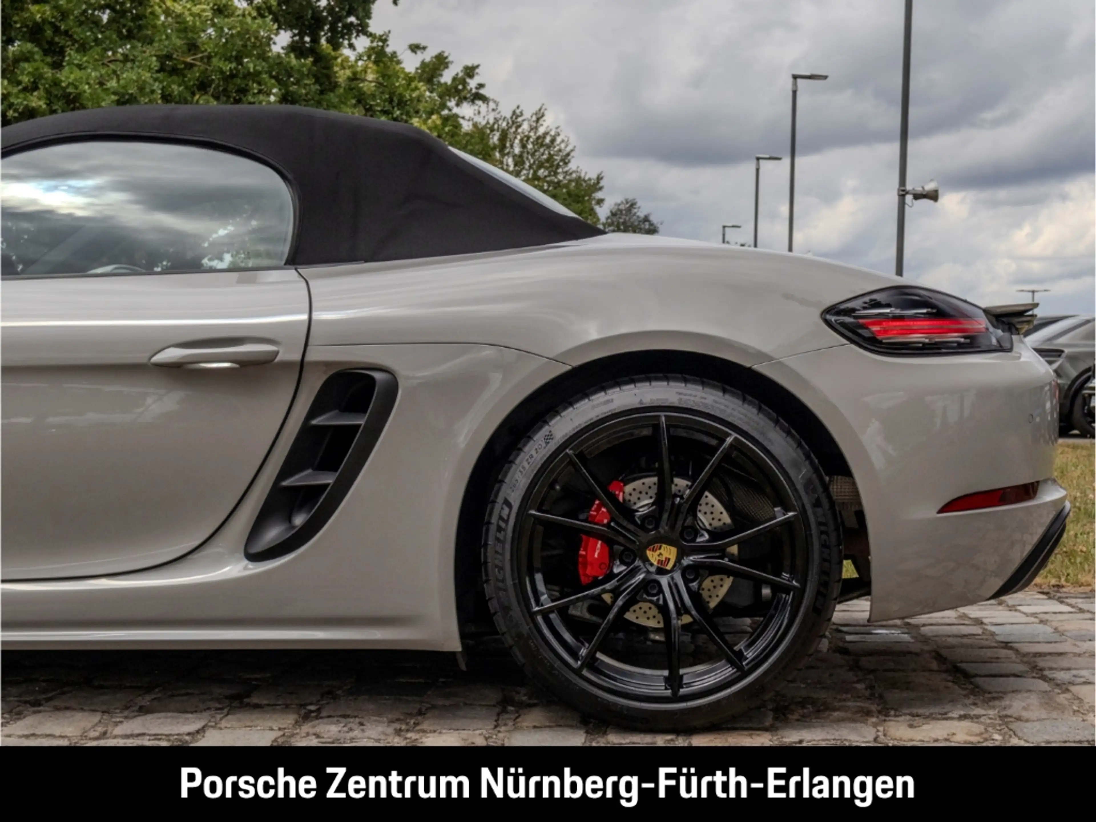 Porsche Boxster 718 S — photo 13