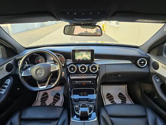 Mercedes-Benz C-Class view 10