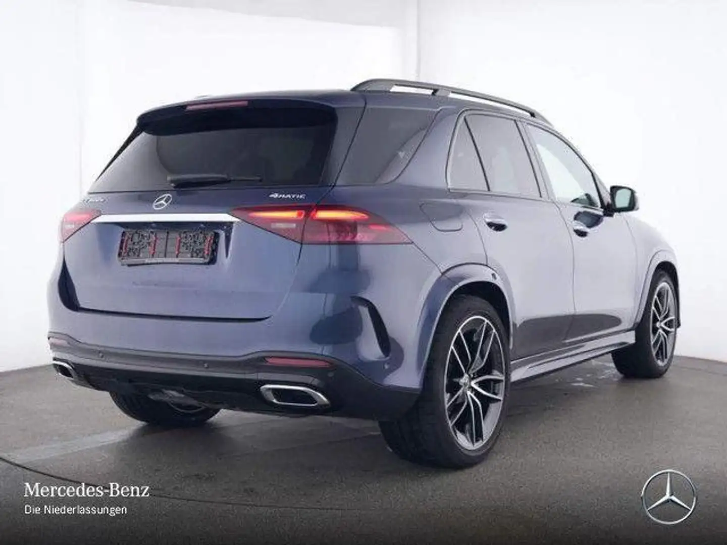 Mercedes-Benz GLE 400 e 4MATIC AMG Line | Pano | 22 inch | Blauw - 2