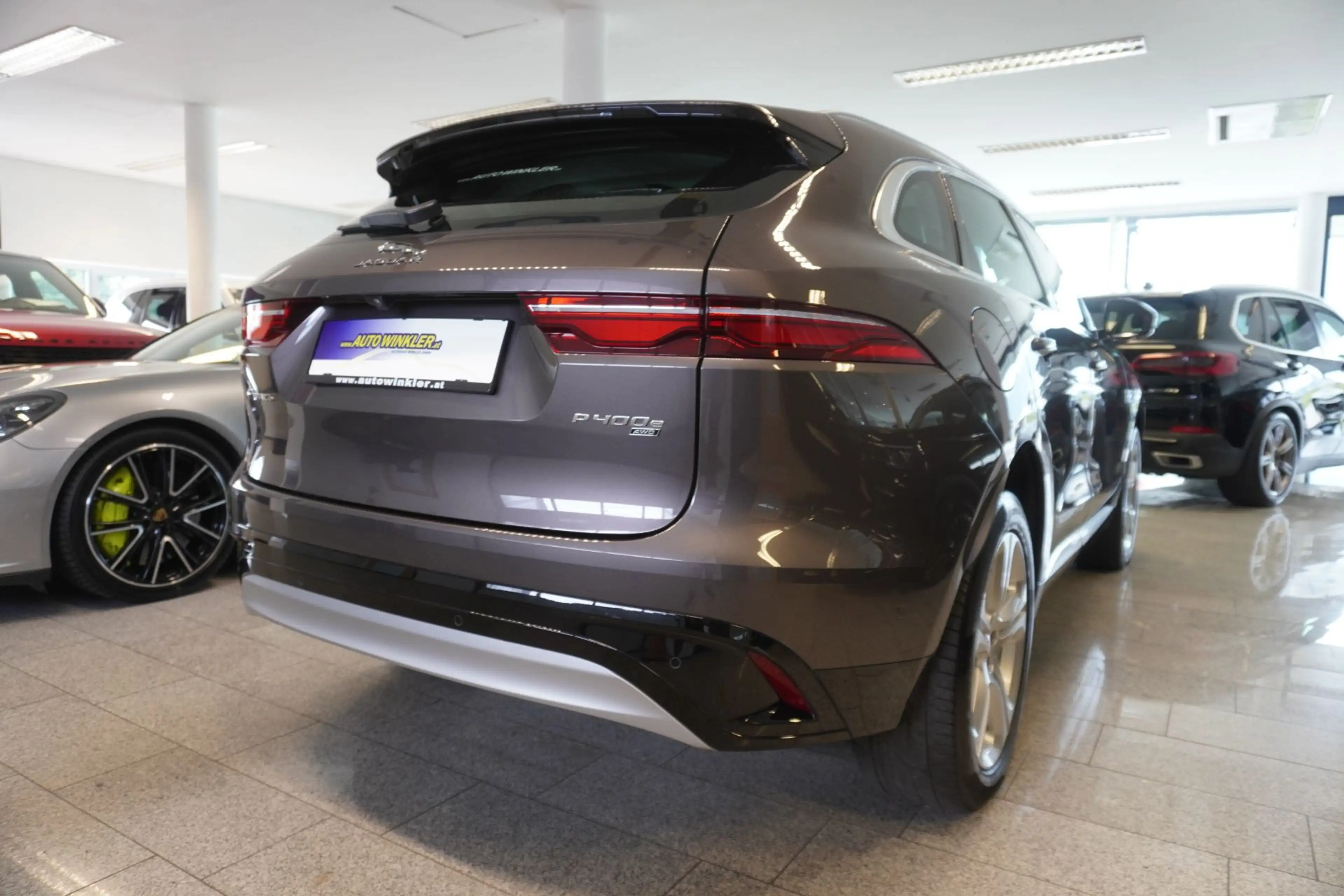 Jaguar F-Pace P400e Hybrid HSE Aut. LED/Panorama/Kamera — photo 5
