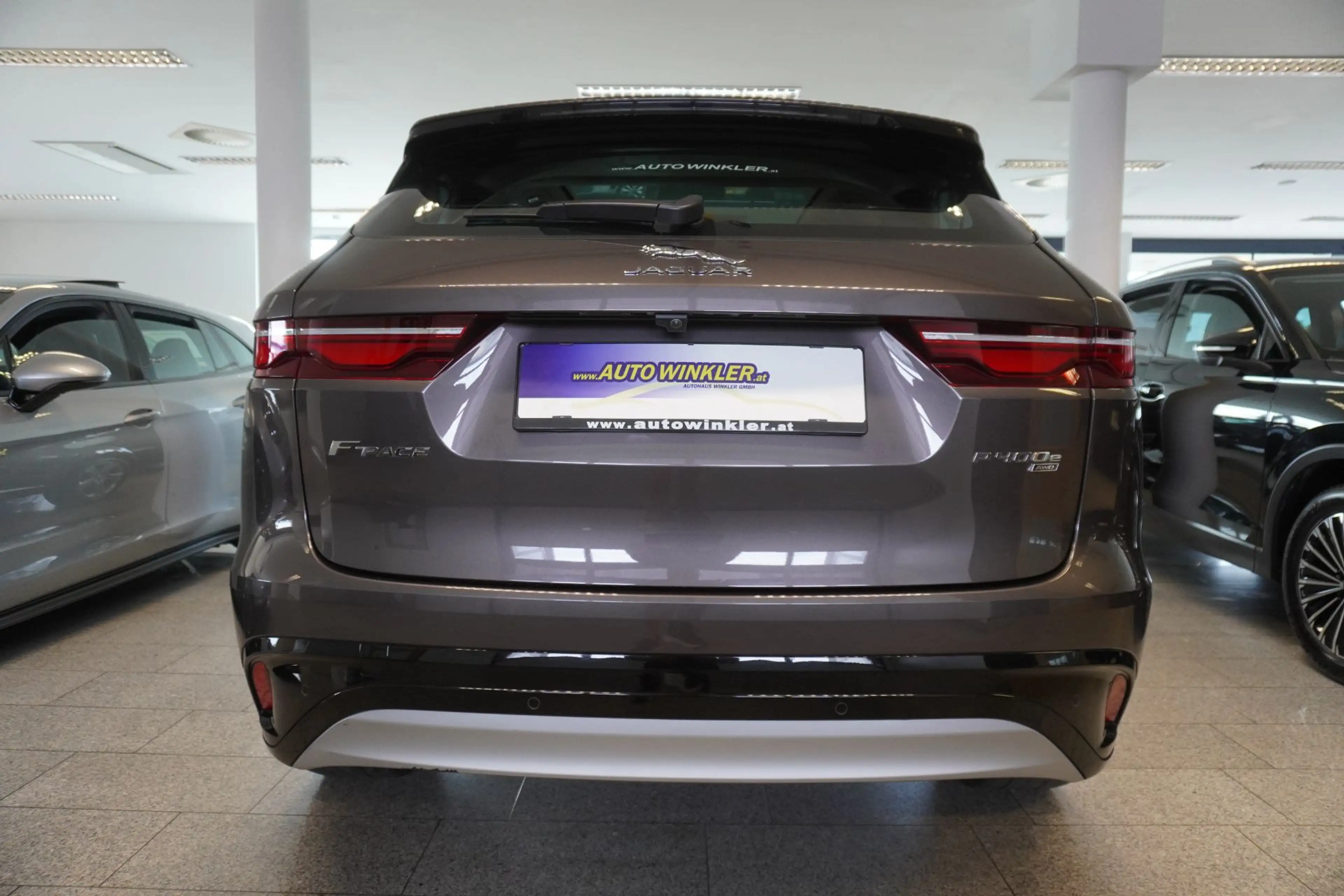 Jaguar F-Pace P400e Hybrid HSE Aut. LED/Panorama/Kamera — photo 6