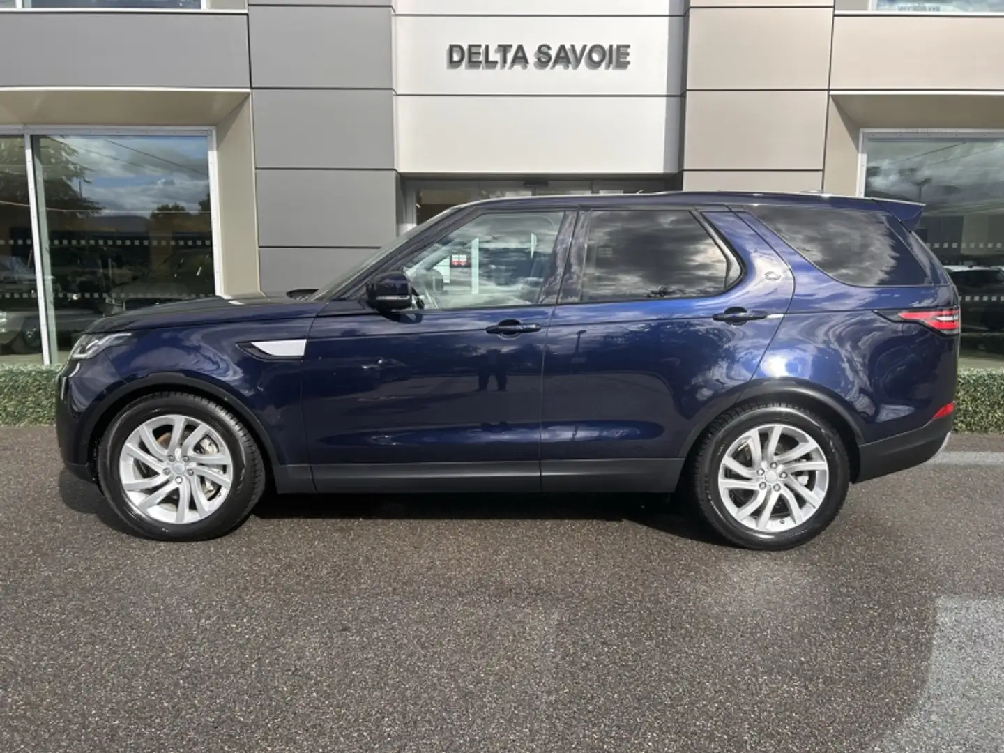 Land Rover Discovery 3.0 Sd6 306ch HSE 7 PLACES Blauw - 2