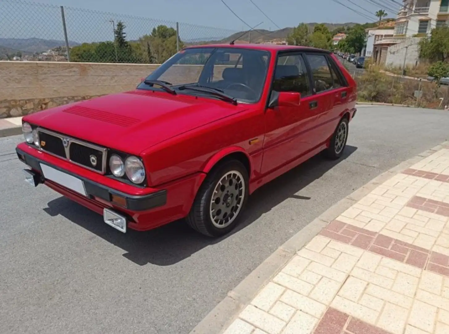 Lancia Delta Delta 1.6 Turbo HF RST Rouge - 2