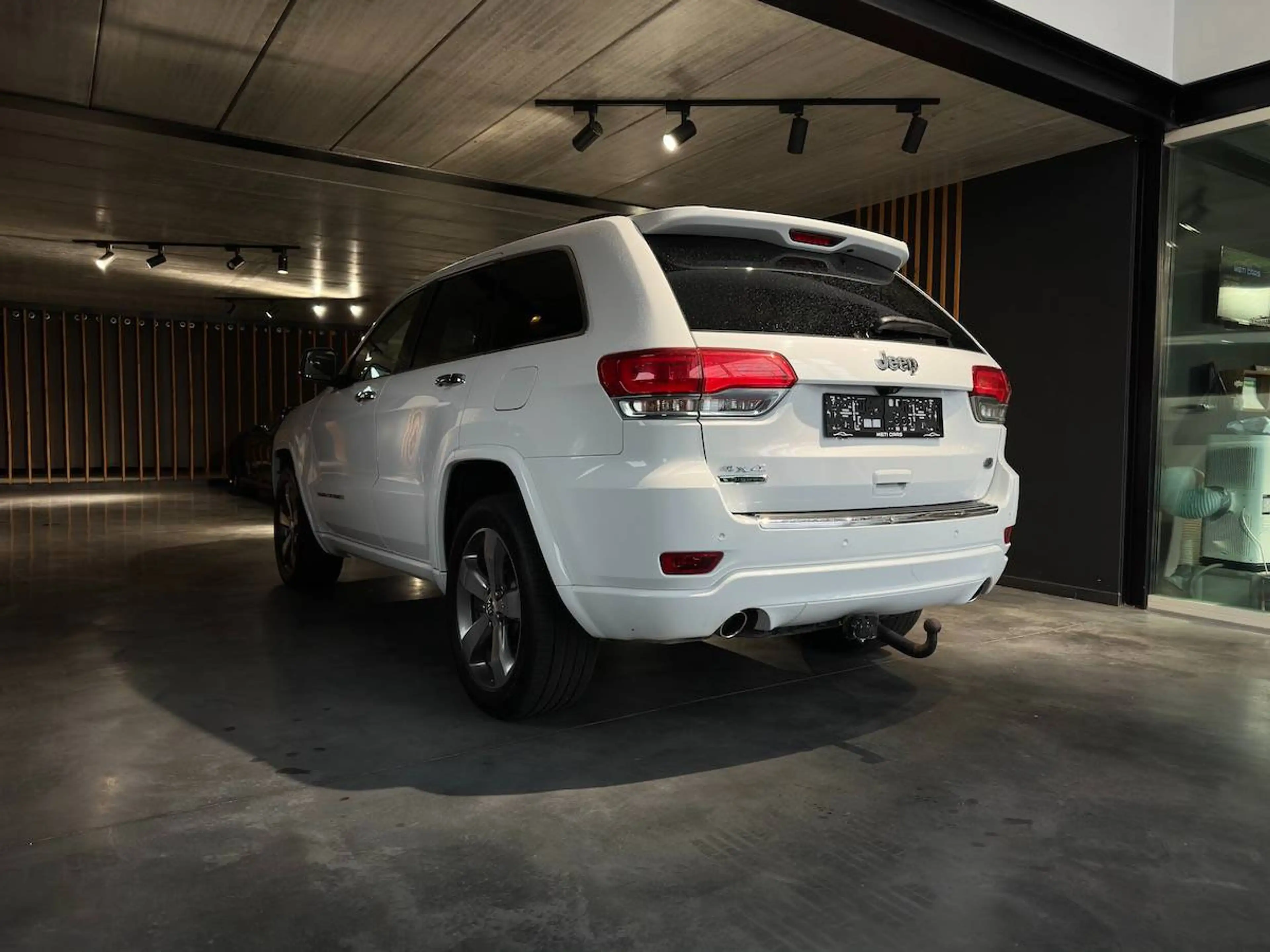 Jeep Grand Cherokee 3.0 V6 | Camera | ACC | BT | ... — photo 10