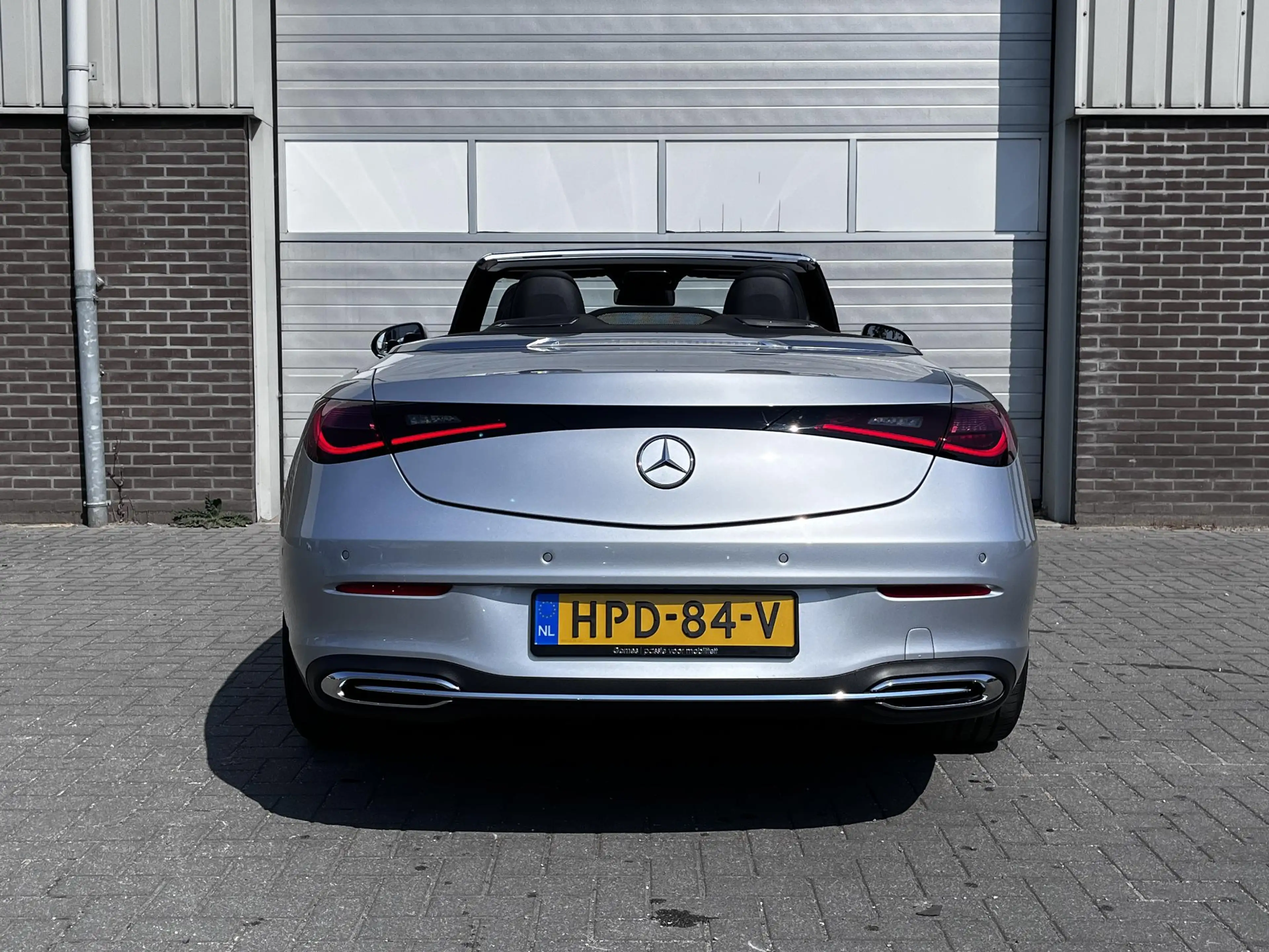 Mercedes-Benz CLE 180 Cabriolet Luxury Line | DISTRONIC Afstandsassisten — photo 9
